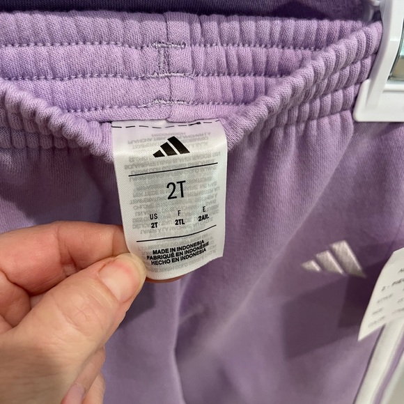 NWT Adidas Toddler Girls 2-Piece Flutter Sleeve Pullover & Joggers Set Size 2T - Picture 9 of 10